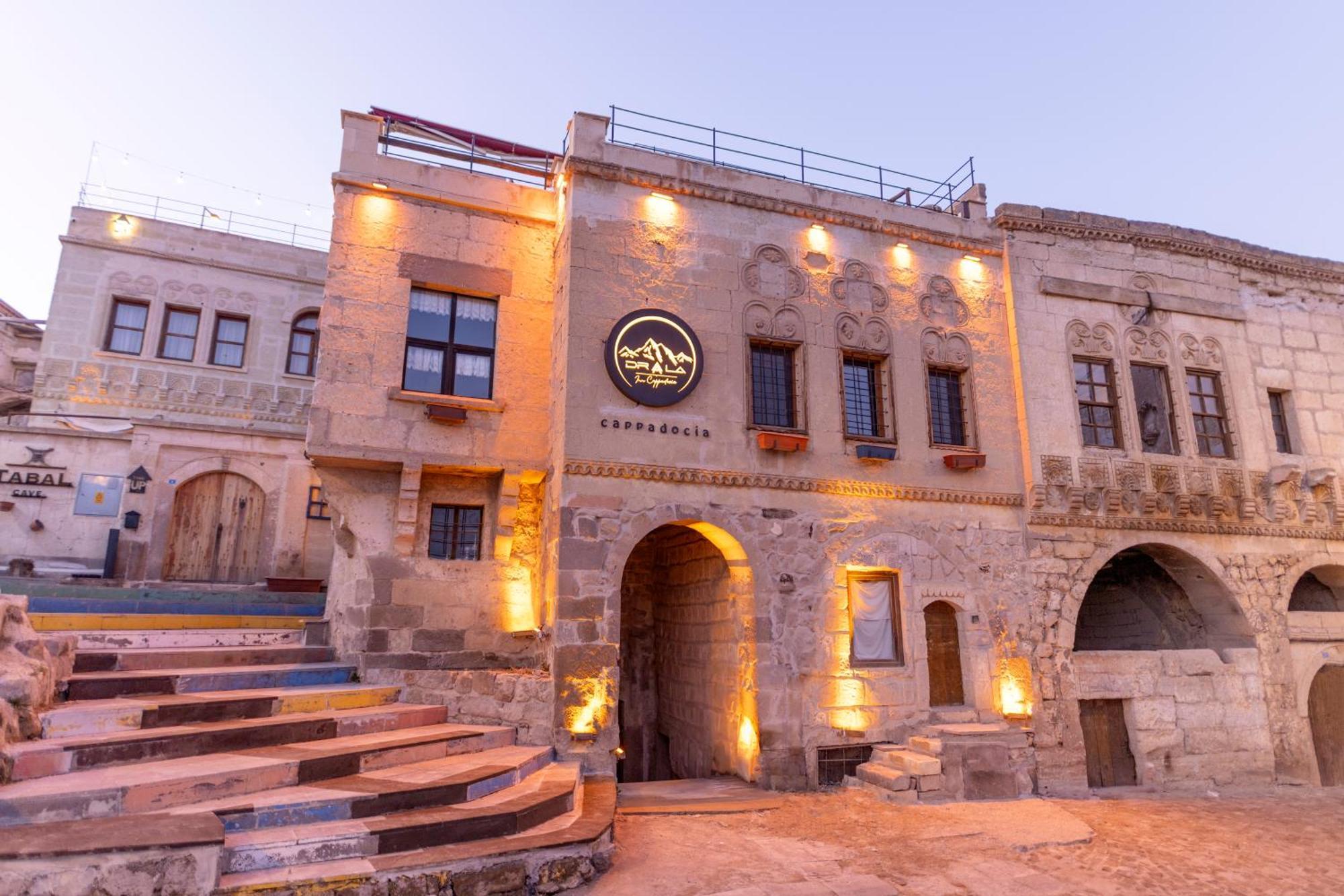 Drala Inn Cappadocia (Adults Only) Üchisar Bagian luar foto